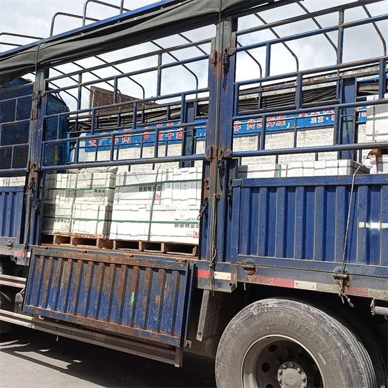 孝昌县茫崖市：物流专线的高效货运之旅